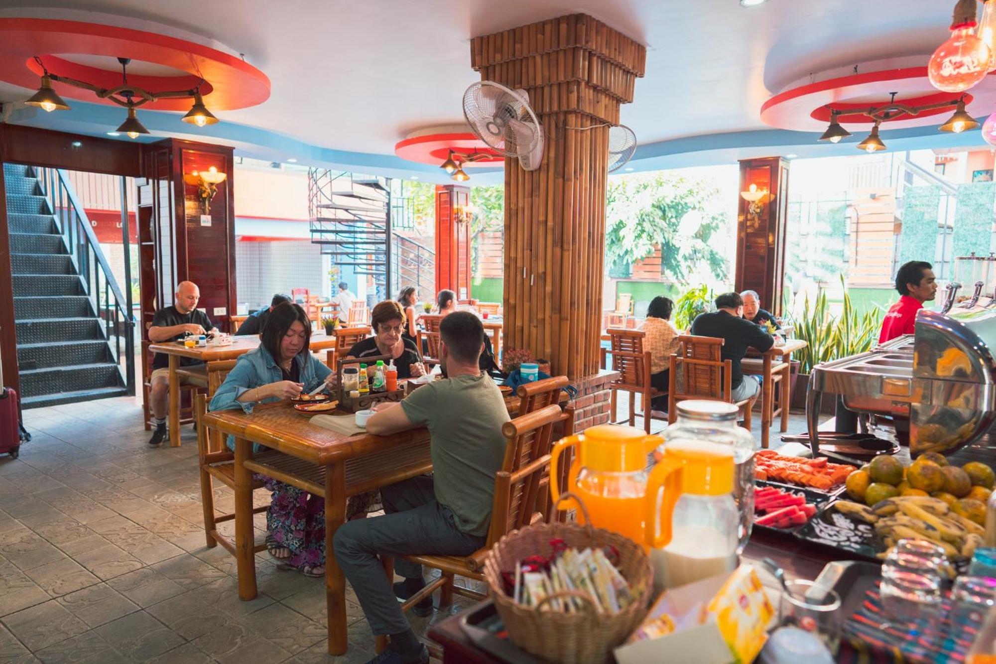 Vientiane Ruby Riverside Hotel Exterior foto